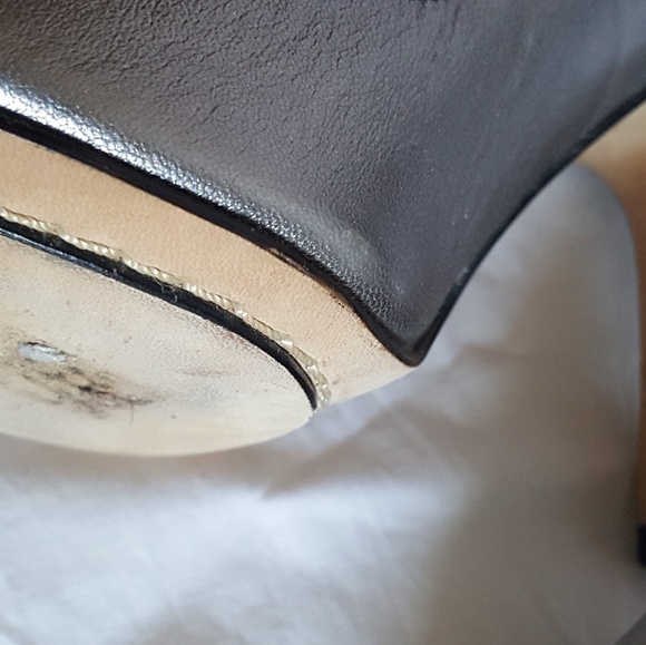 NEW MK silver leather peep toe pumps - Picture 9 of 9